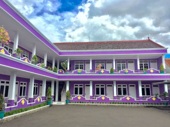 Hotel Anggrek: Hotel Murah di Purwokerto