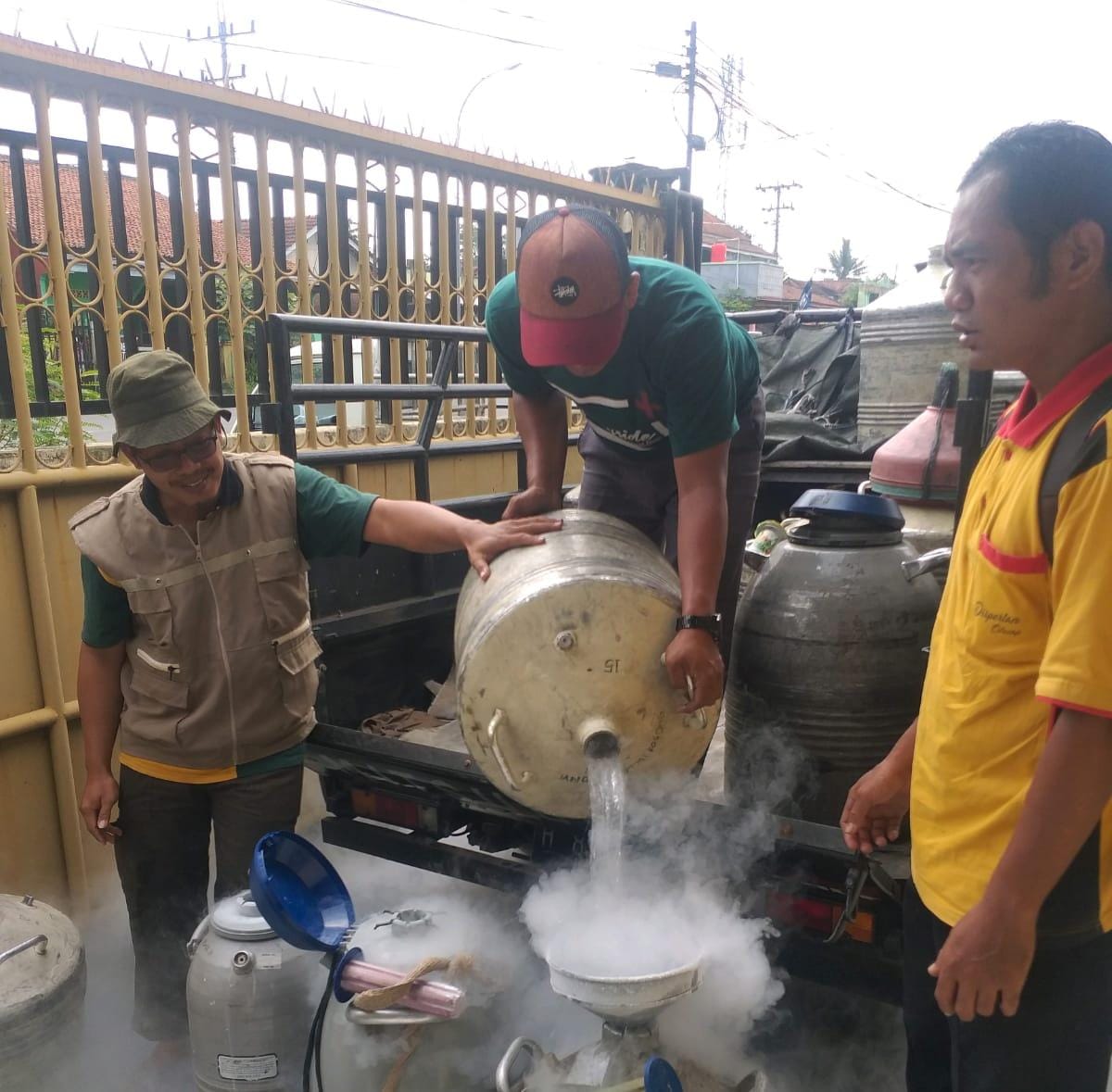 Tingkatkan Kualitas Inseminasi Buatan, Dinas Pertanian Kabupaten Cilacap Rutin Refilling N2 Cair