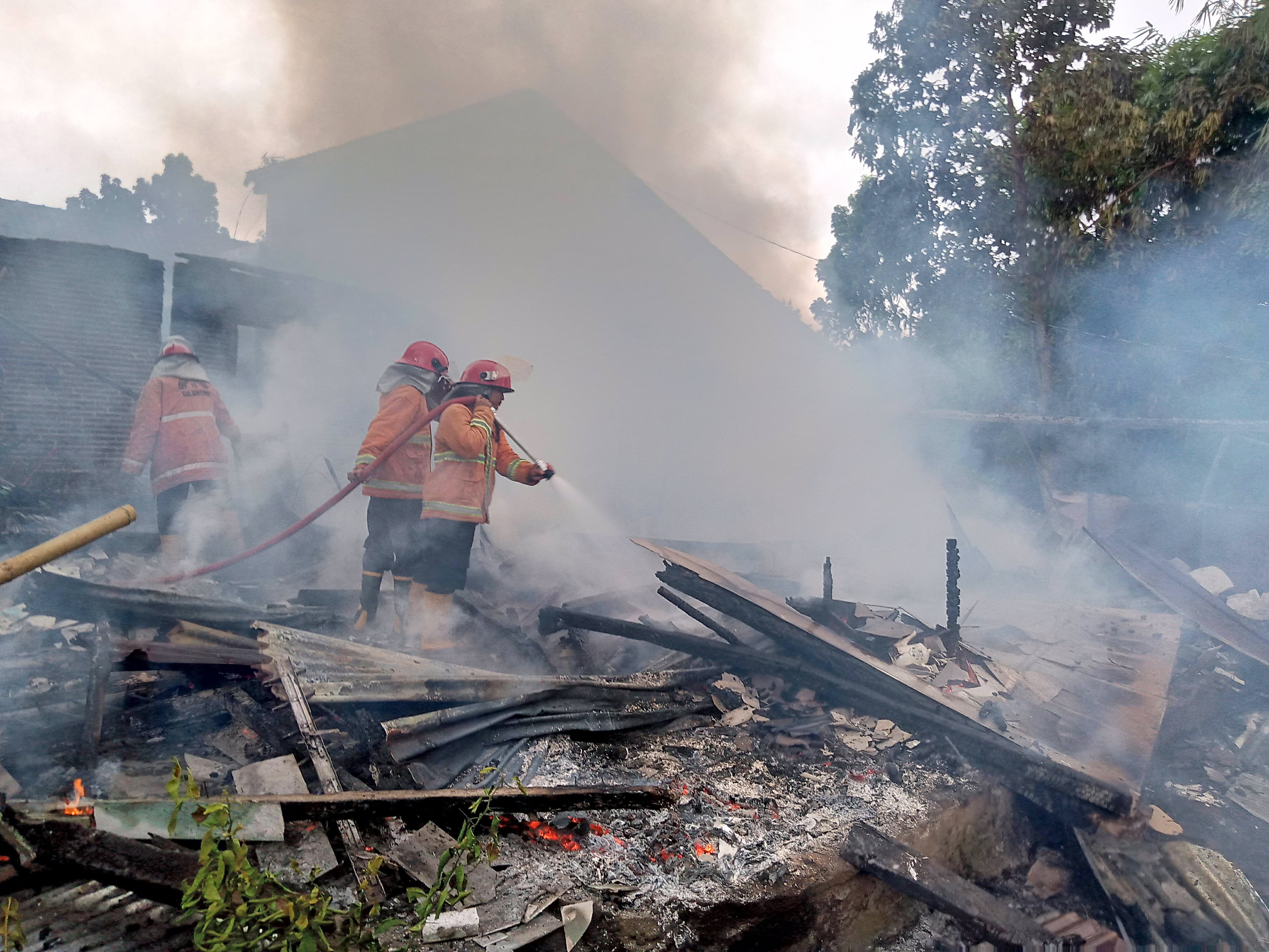 Kompor Gas Meledak Dua Rumah Terbakar di Purwokerto