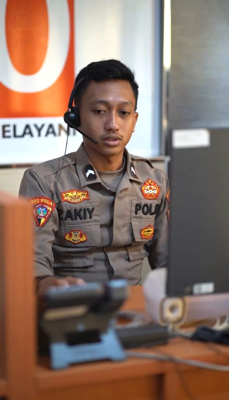 Di Balik Dering 110: Kisah Pengabdian Operator di Arus Mudik Lebaran