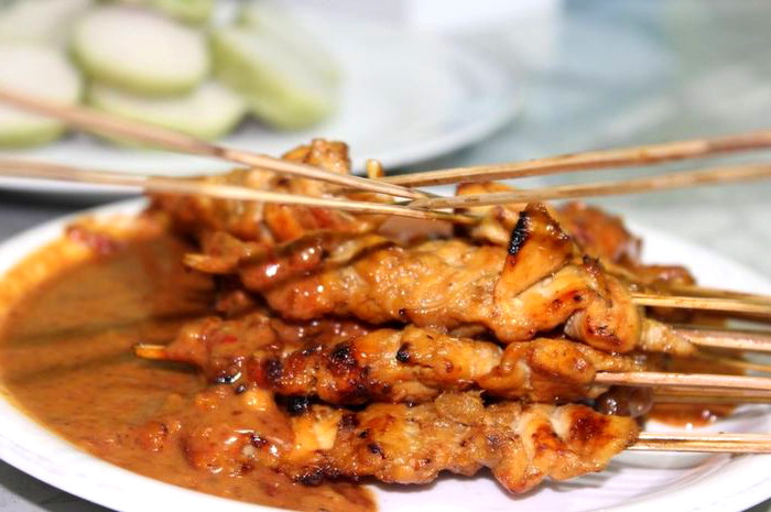 Destinasi Kuliner Sate Martawi Paling Enak di Cilacap