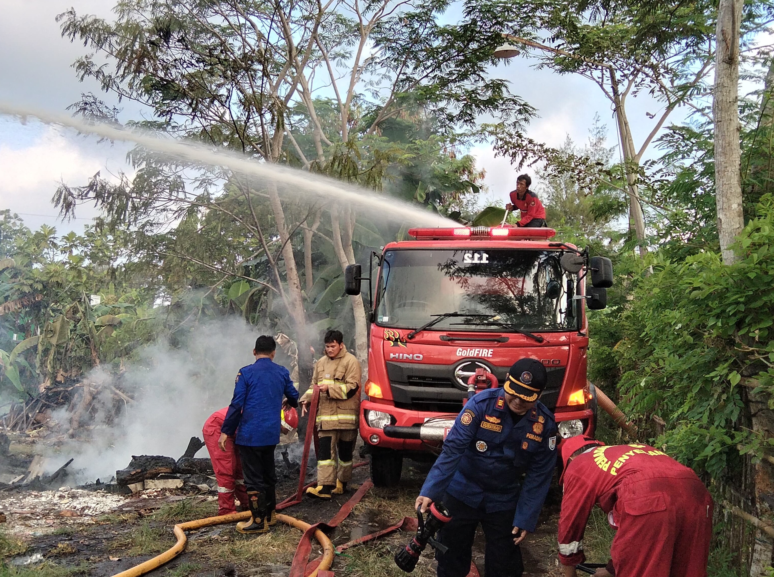 Diduga Kelalaian Saat Bakar Sampah, Lahan di Tegalkamulyan Cilacap Selatan Terbakar