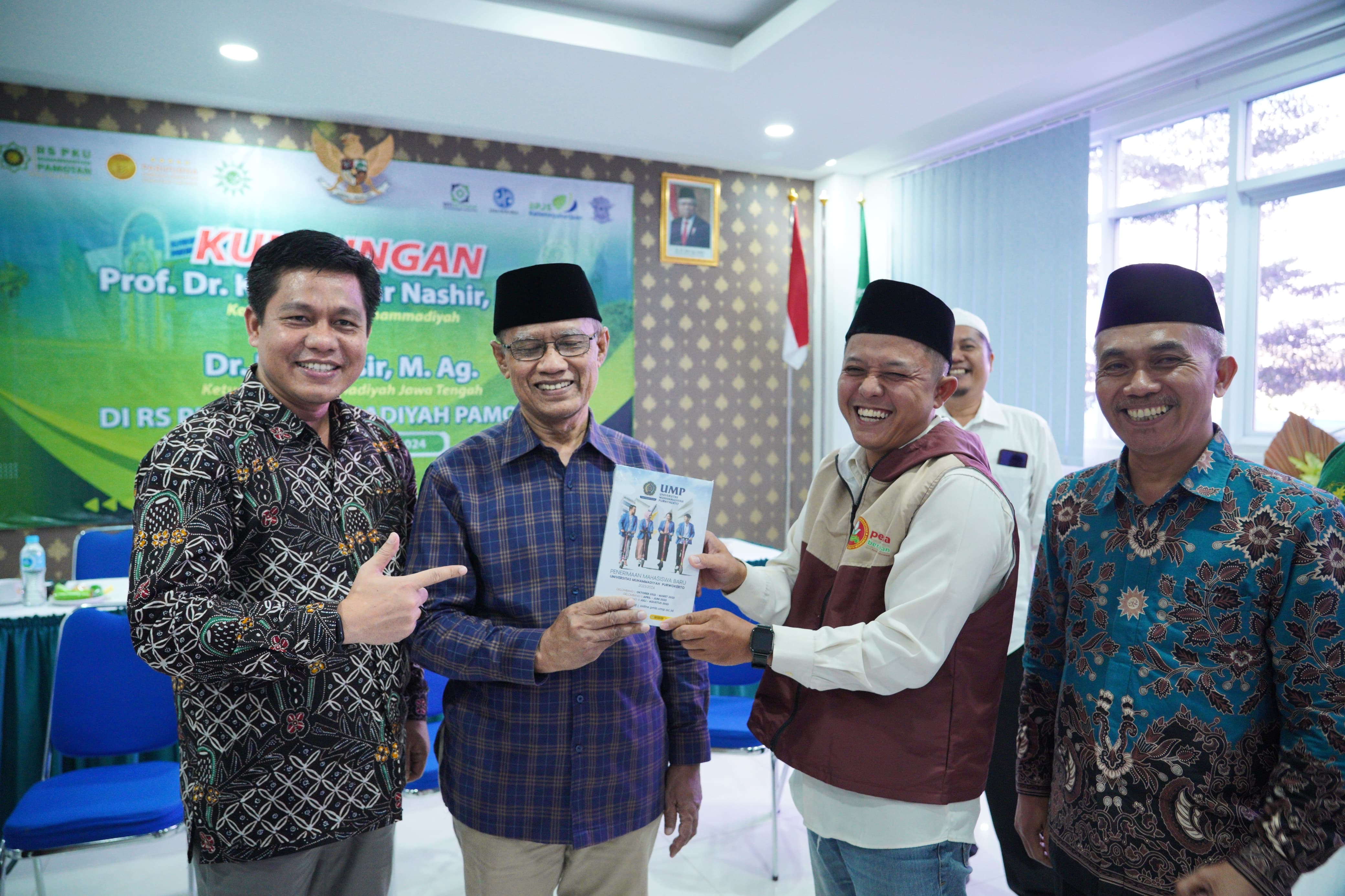 Rektor UMP Kunjungan Bersama Ketum PP Muhamamdiyah di Kabupaten Rembang