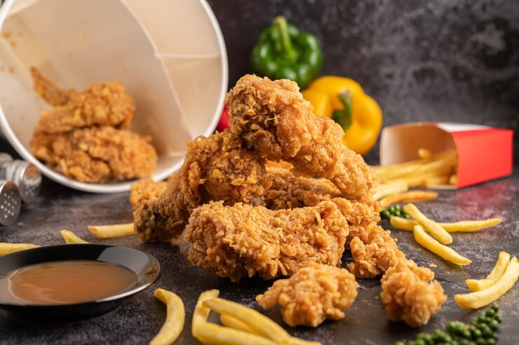 Mengenal 4 Bahaya Kulit Ayam jika Dikonsumsi Secara Berlebihan
