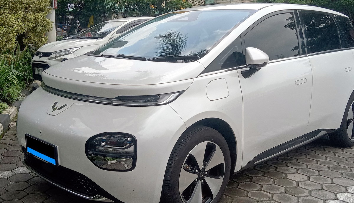Mobil Wuling Cloud EV Bisa Dicicil Rp100 Ribu Sehari Lewat OTO Finance, Yuk Hitung Simulasinya!