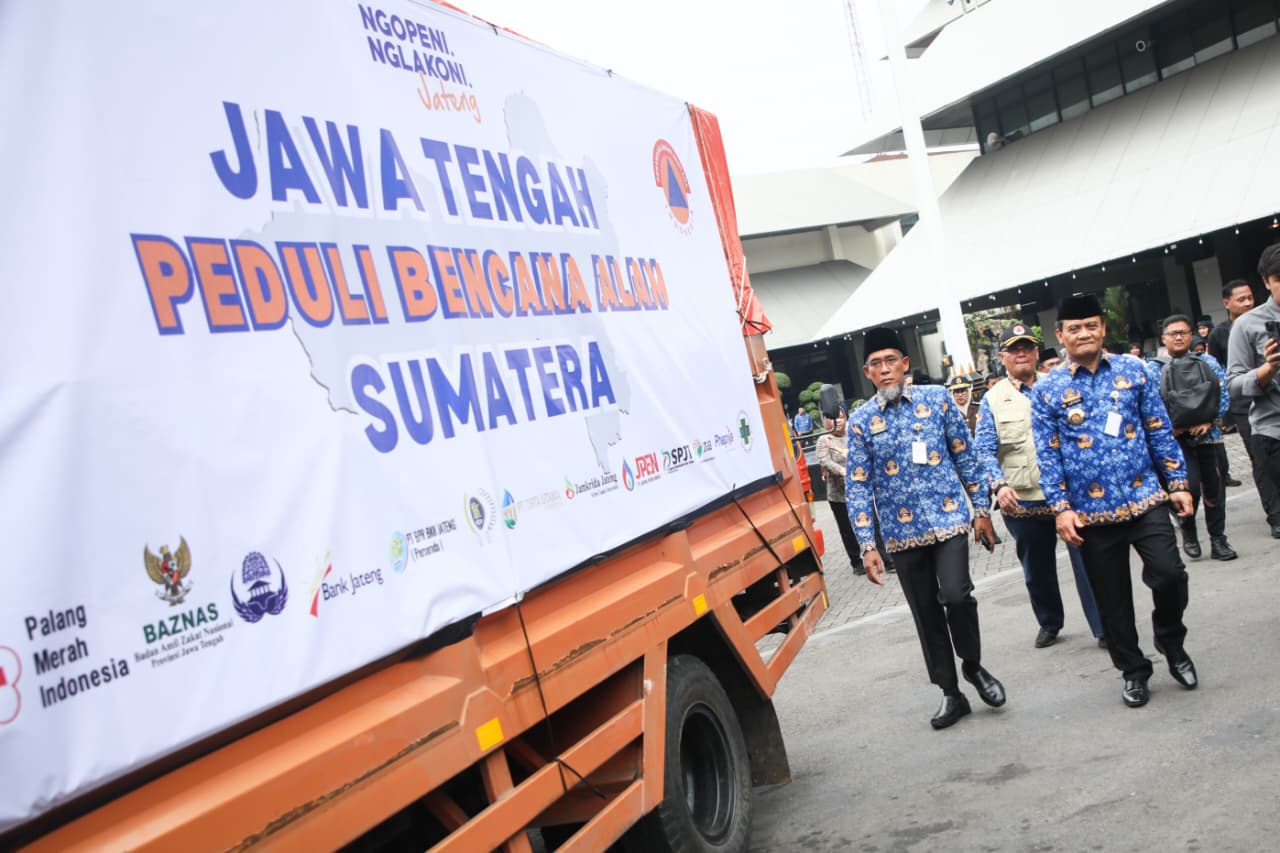Gubernur Jateng Kirim Bantuan untuk Korban Bencana ke Sumatera Senilai Rp1,3 Miliar 