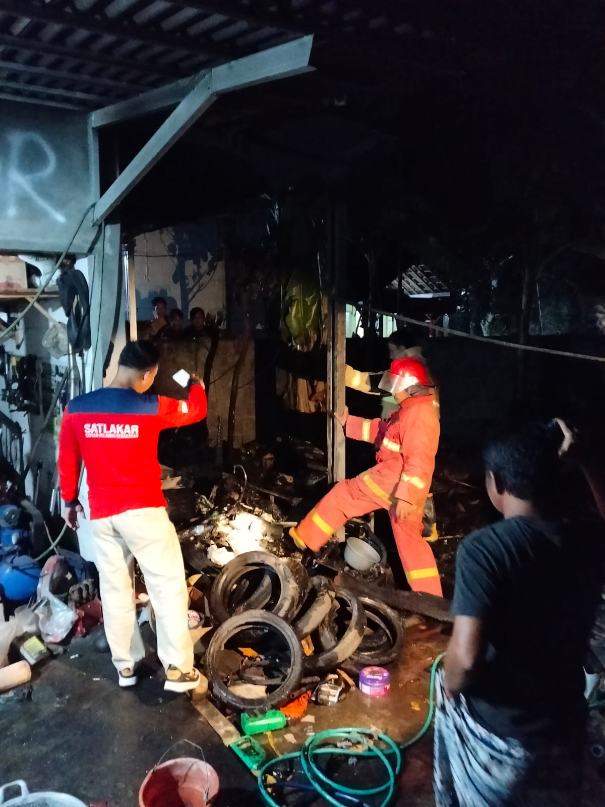 Sisa Bara Api Picu Kebakaran Bengkel di Bantarsari Cilacap