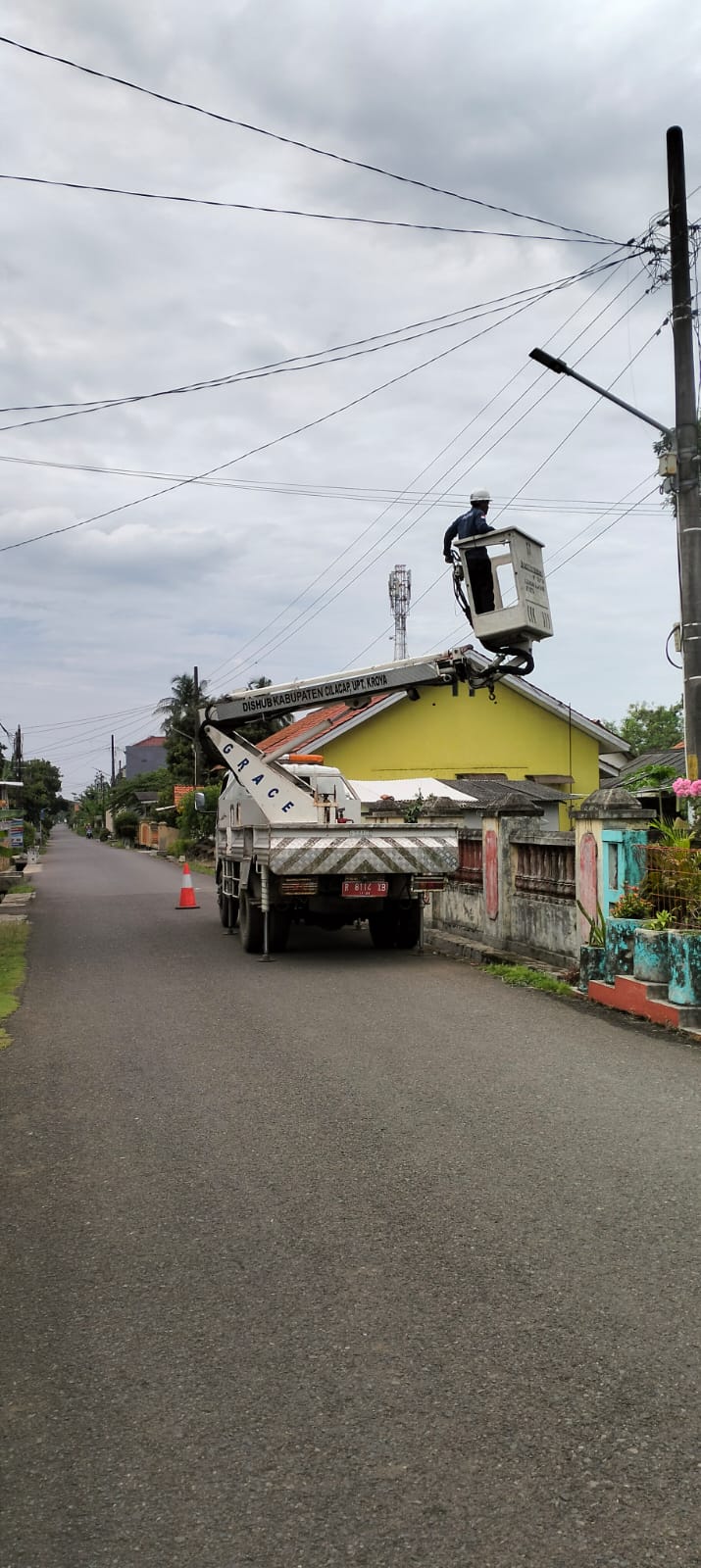 122 Titik PJU Baru Dipasang, Jalanan Cilacap Makin Terang dan Aman