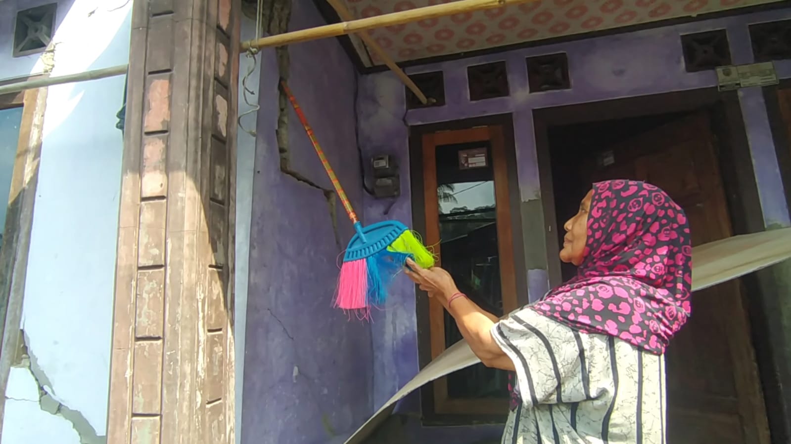 17 Rumah di Banjarnegara Retak dan Miring, Warga Cemas Pergerakan Tanah Makin Parah