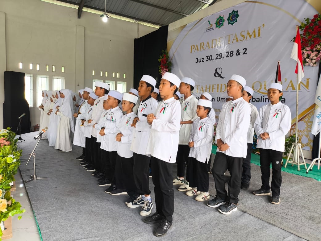51 Siswa SDIT Alam Harapan Ummat Ikuti Haflah Tahfidzul Quran