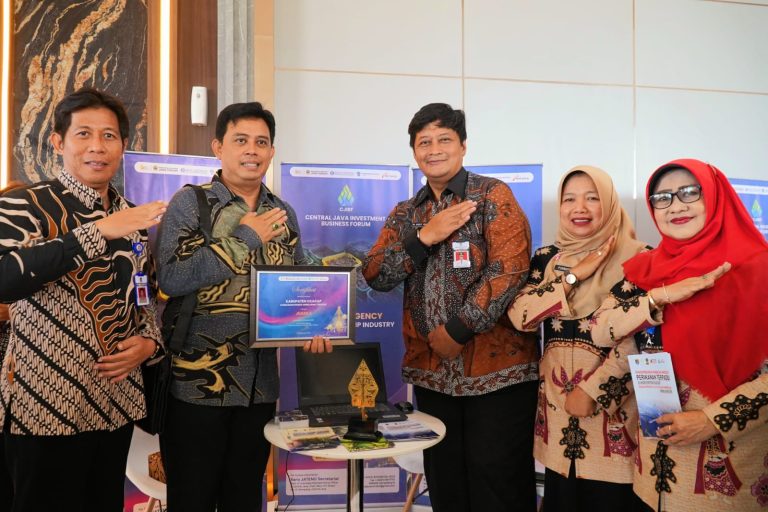 Cilacap Raih Juara Dua dalam Investement Challenge 2024 Jateng