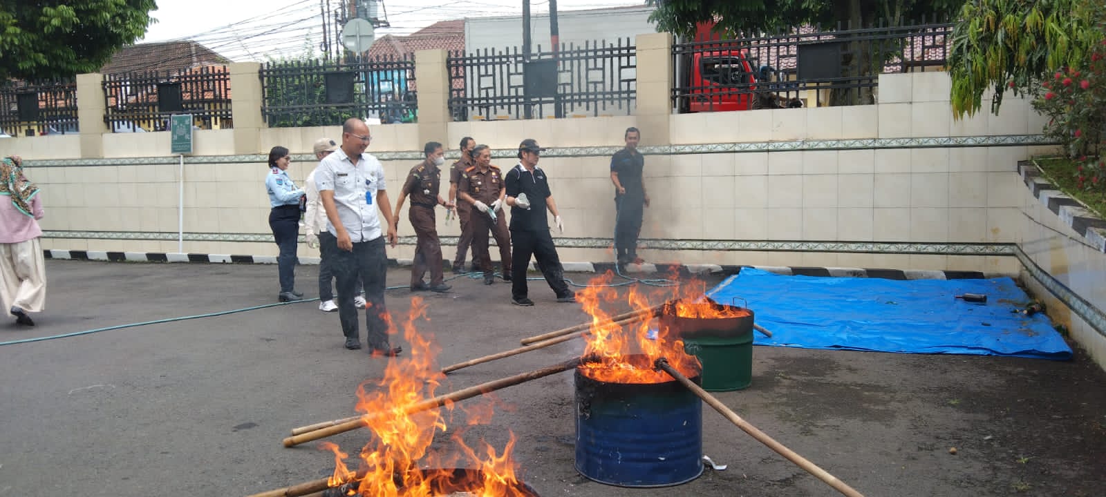 Ribuan Barang Bukti Tindak Pidana di Musnahkan Kejari Purwokerto