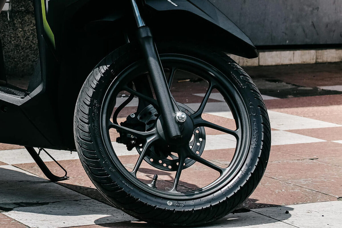 7 Tips Memilih Ban Tubeless Motor Matic yang Tepat