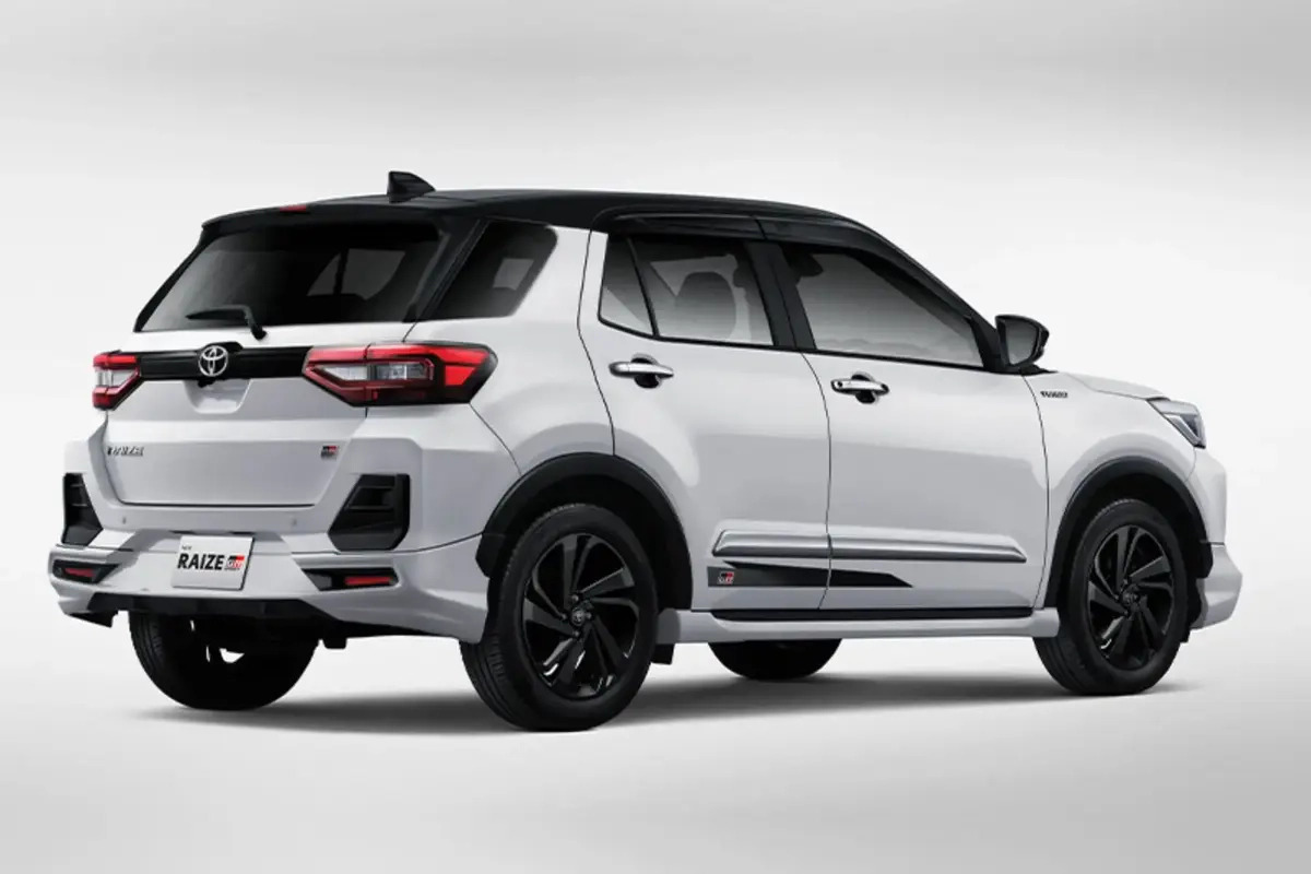 Harga dan Spesifikasi Mobil Toyota Raize Terbaru 2025: SUV Ringkas yang Bikin Tertarik!
