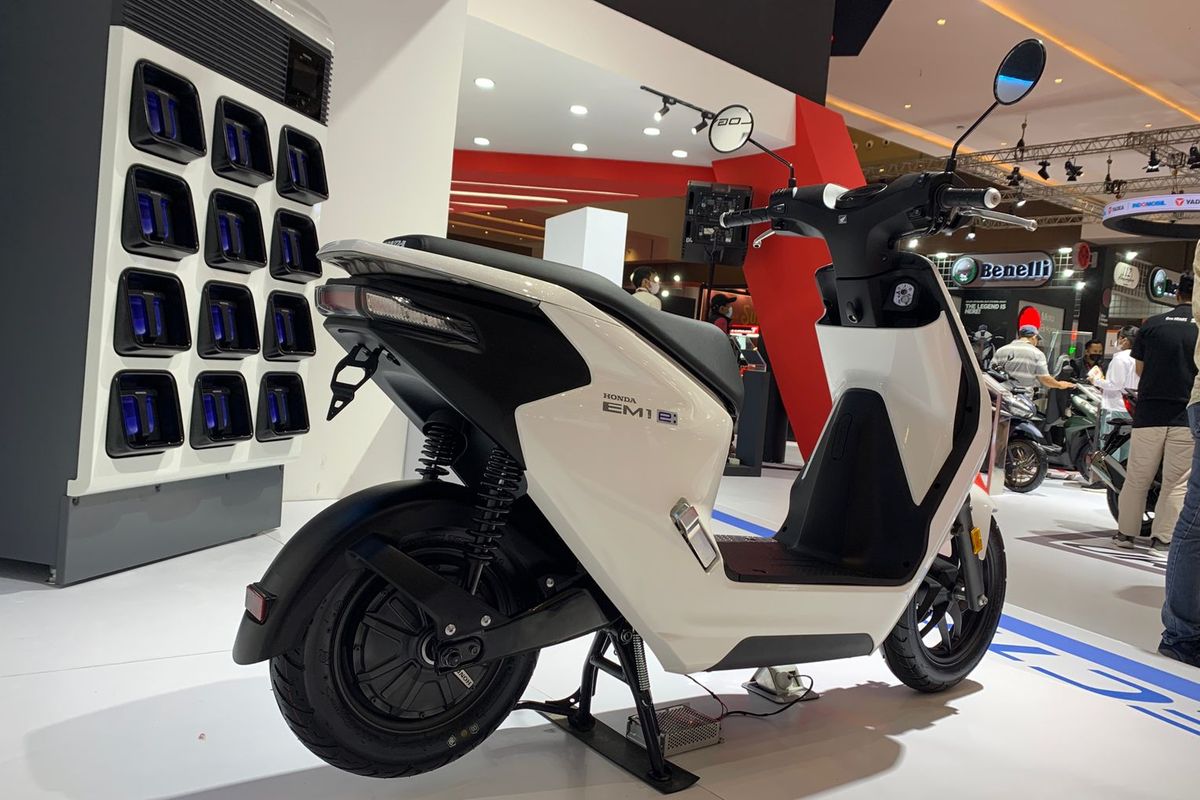 Honda EM1 e:, Motor Listrik Stylish Seharga iPhone untuk Anak Muda Perkotaan