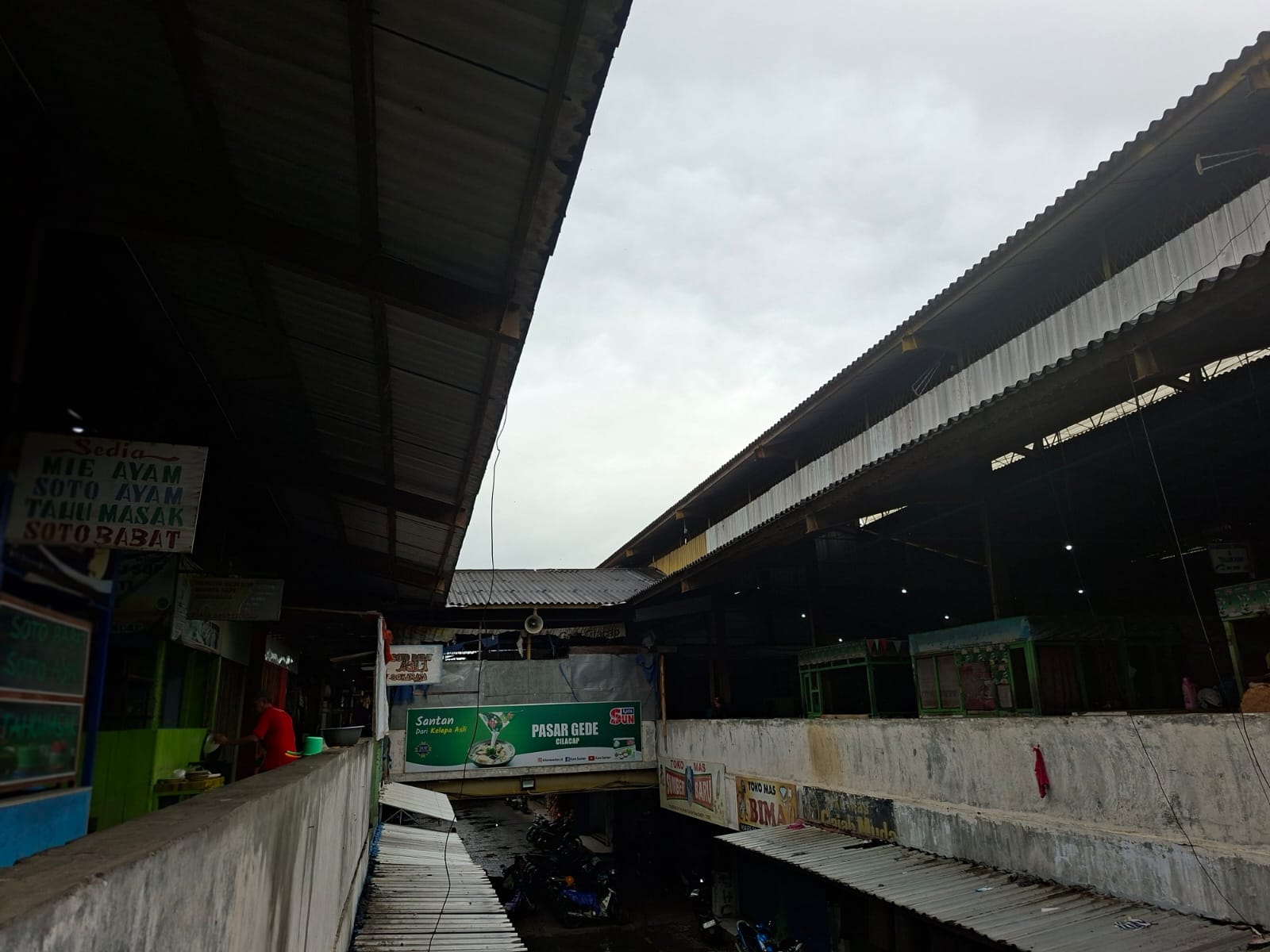 Prakiraan Cuaca Cilacap, Hujan Sedang Hingga Lebat Diprediksi Terjadi Hingga Akhir Pekan