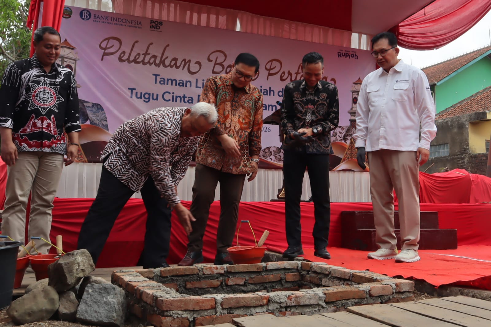 BI Banyumas Bangun Tugu CBP Dari Limbah, Taman Literasi Manfaatkan Leruk Uang Dan Abu PLTU