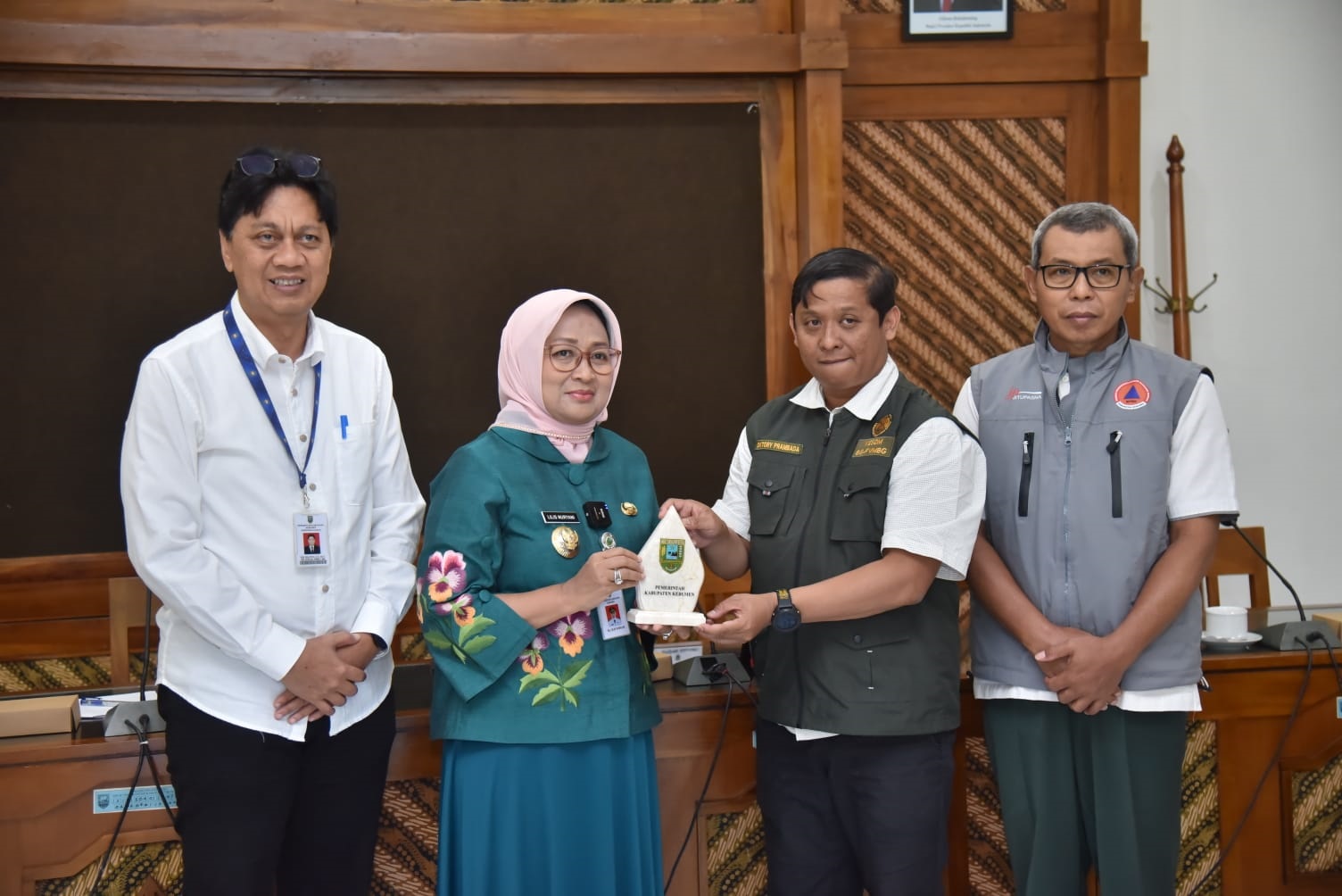 Pemkab Siapkan Mitigasi dan Relokasi Dampak Tanah Bergerak Desa Sampang