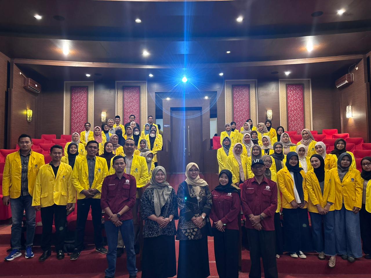 UT Purwokerto Bantu Mahasiswa Taklukkan 