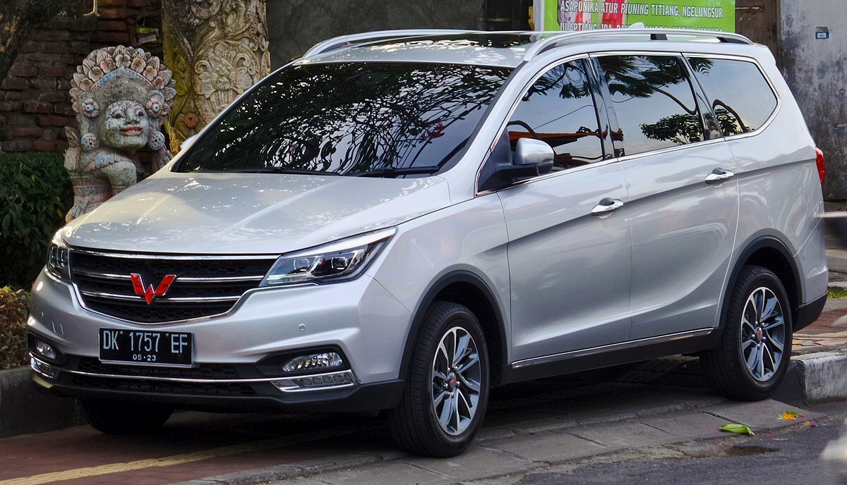 Wuling Cortez, MPV Nyaman dengan Kabin Luas yang Dilengkapi Fitur Pintar