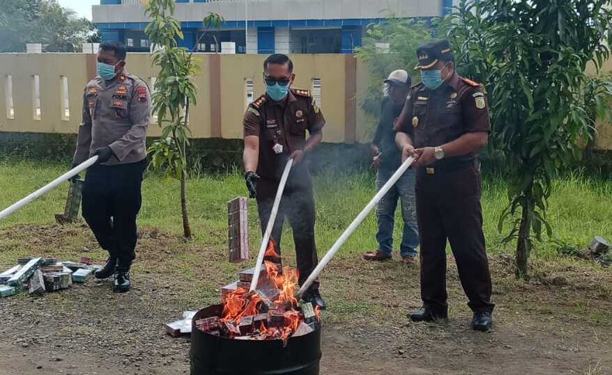 Upal Senilai Rp 3 Miliar hingga Senjata Airsoft Gun Dimusnahkan Kejari Cilacap