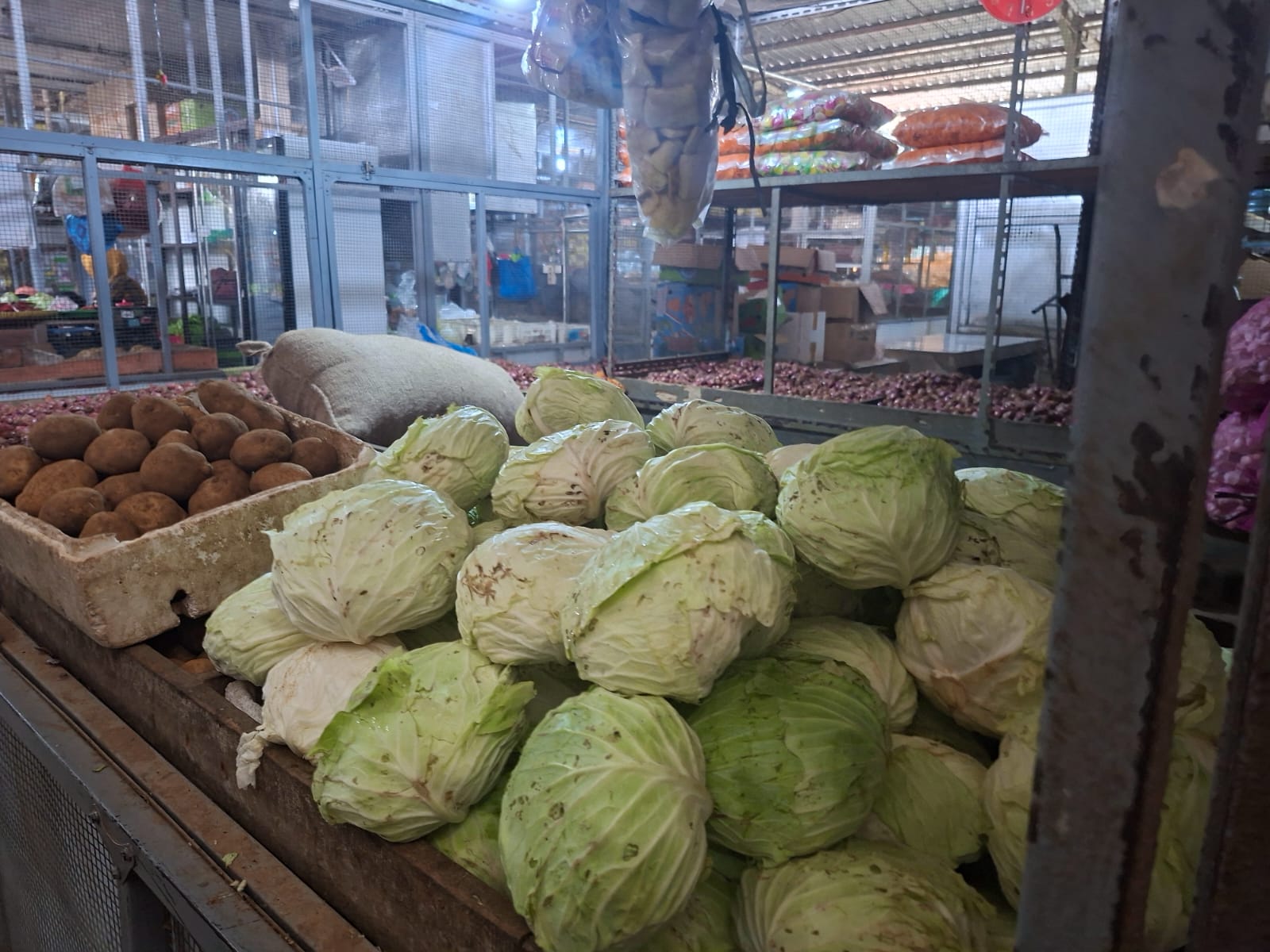 Harga Kebutuhan Pokok di Cilacap Cenderung Stabil di Tengah Cuaca Buruk