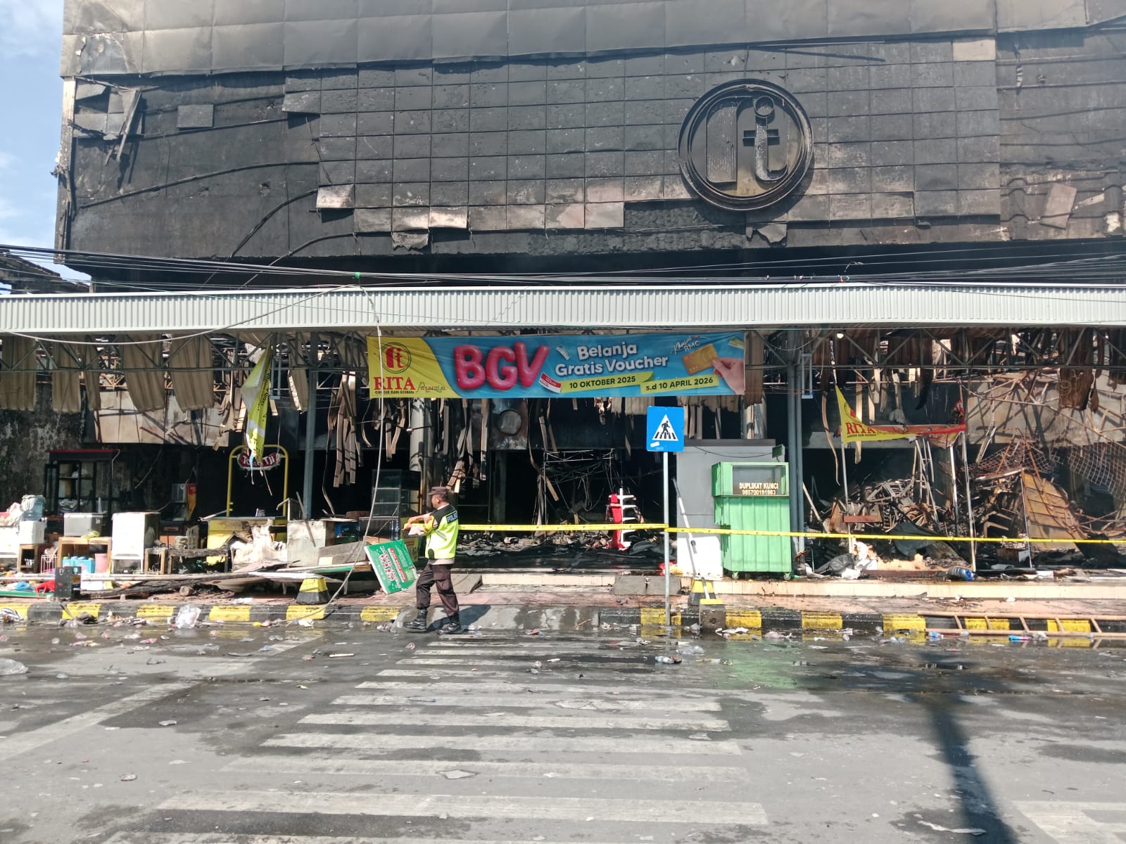 Dugaan Awal, Api Kebakaran Rita Pasaraya Cilacap Berasal dari Ruang Pendingin dan Genset