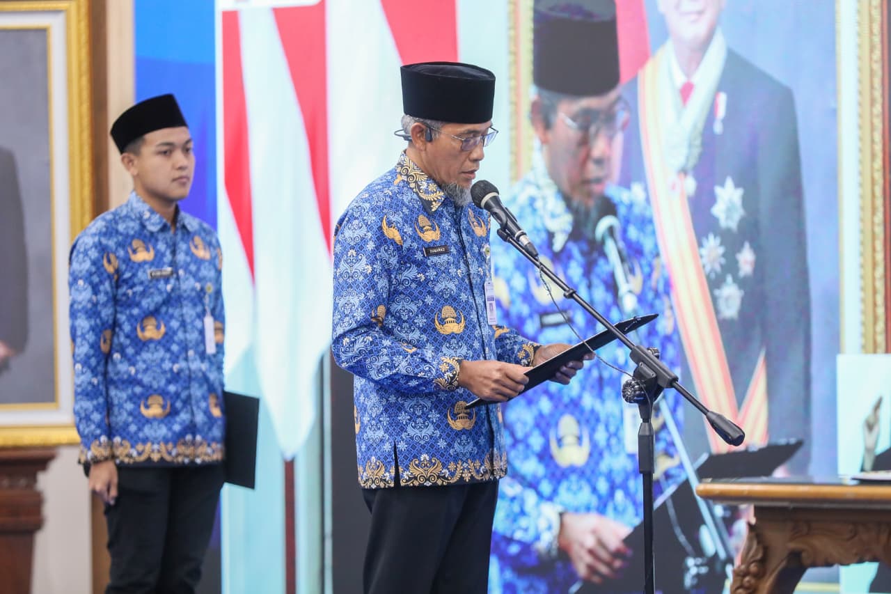 Lantik Pejabat Baru, Sekda Jateng Tekankan Integritas