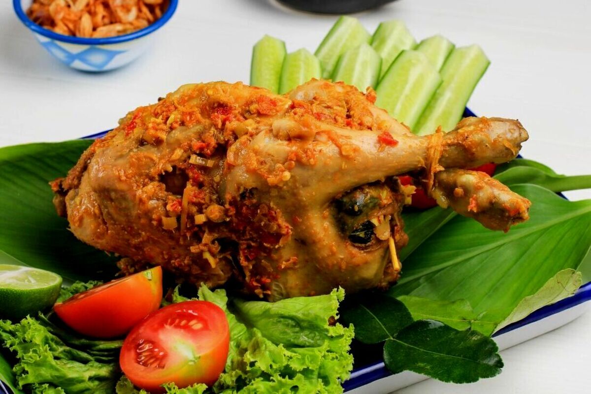 Resep Ayam Betutu Bali yang Nikmat, Pedas, dan Gurih