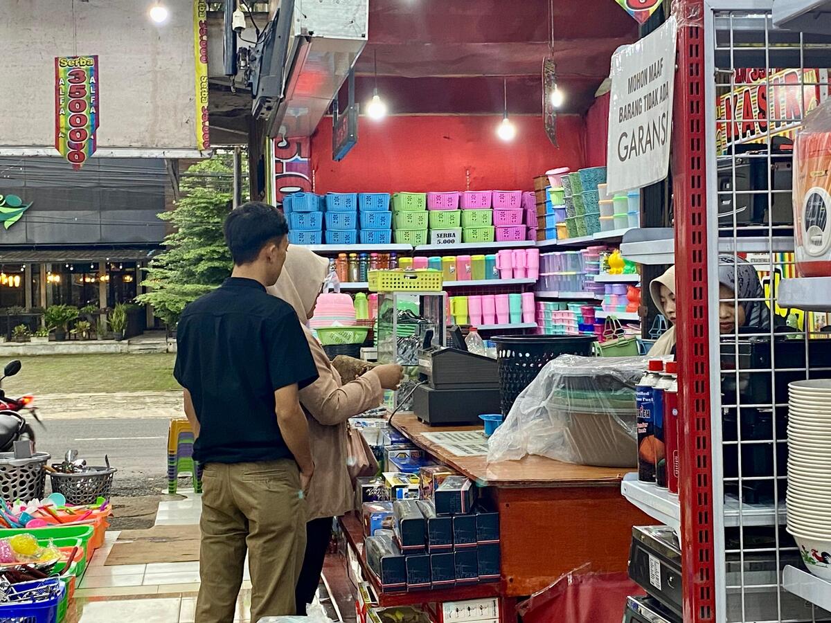 Alfa Serba 35.000 Tawarkan Pilihan Pakaian hingga Perlengkapan Rumah