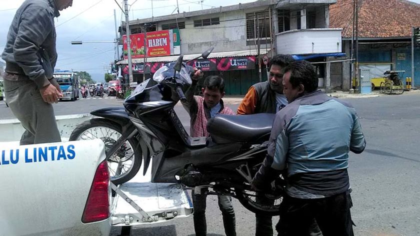 Tabrakan Motor di Lesmana Ajibarang, Rasiti Kehilangan Jempol Kiri dan Dua Jari Kaki