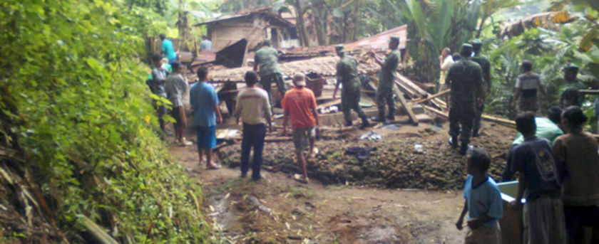 Bangunan Rapuh, Rumah  Ambruk