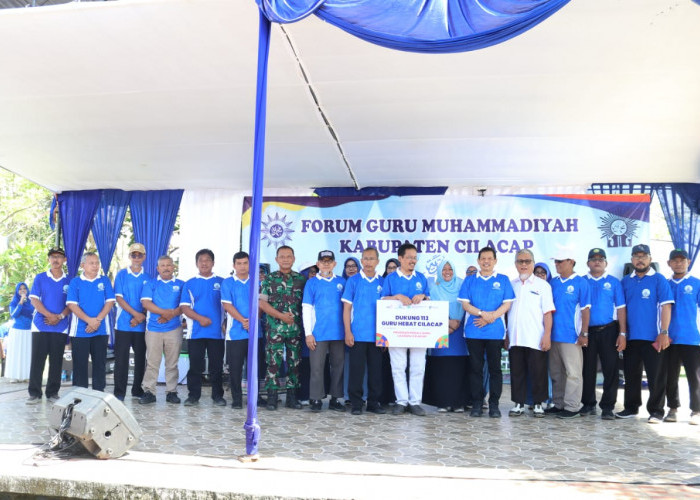 Rayakan Milad Muhammadiyah dan Hari Guru dengan Aksi Nyata