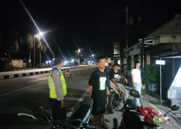 Antisipasi Balap Liar, Polisi Bubarkan Kerumunan Remaja di Jalan Perintis Kemerdekaan Cilacap