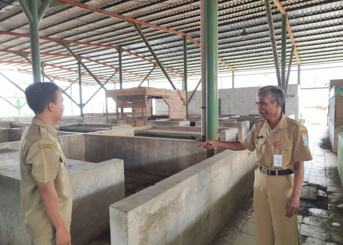 Pasar Bojong Sepi, Ditinggal Pedagang dan Pembeli 