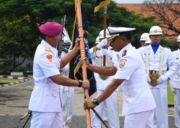 Kolonel Laut Robby Edevaldo Gantikan Kolonel Laut Bambang Subeno Jabat Danlanal Cilacap