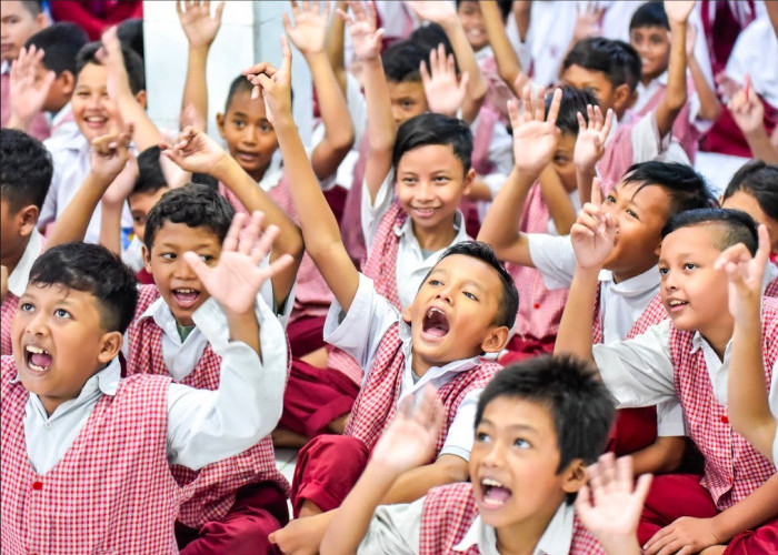 8 Manfaat Kurikulum Dalam Pendidikan Indonesia, Jadi Generasi yang Unggul!