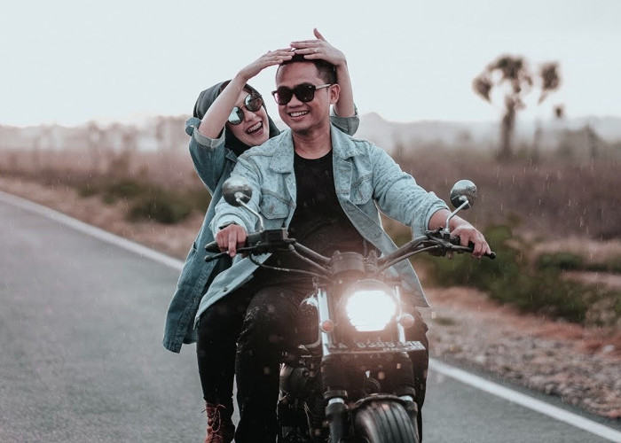 5 Rekomendasi Motor Listrik Untuk Foto Prewedding Ala Anak Motor, Bisa Dicoba Nih!