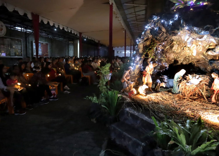 Katedral Purwokerto Tekankan Tobat Ekologis dan Kepedulian Keluarga di Natal 2025p