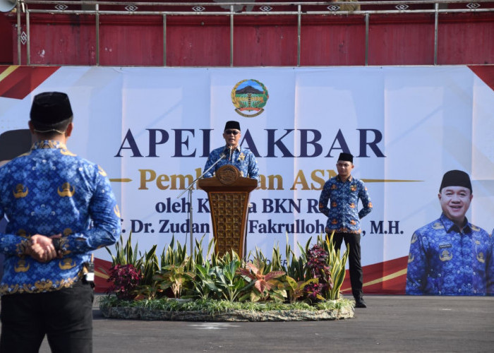Banyumas Disebut Kabupaten Rasa Provinsi, Kepala BKN Minta ASN Ubah Pola Kerja 