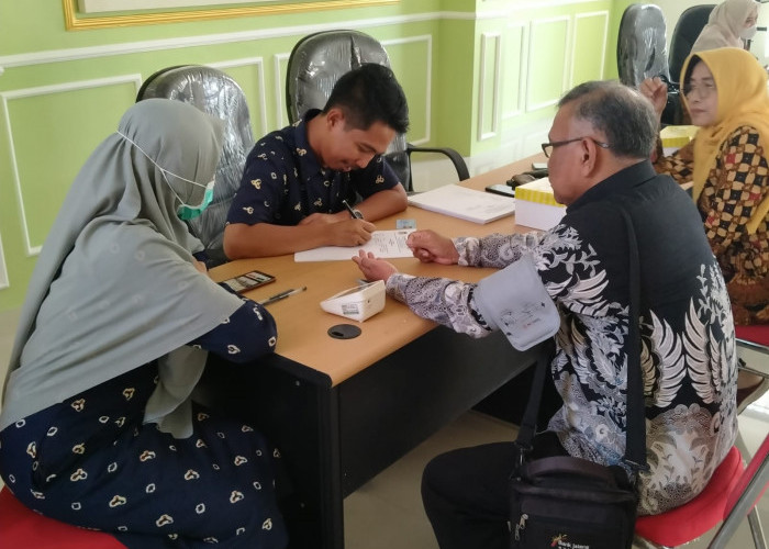 Hasil Medical Check Up Petugas Haji Daerah Tunggu Rumah Sakit