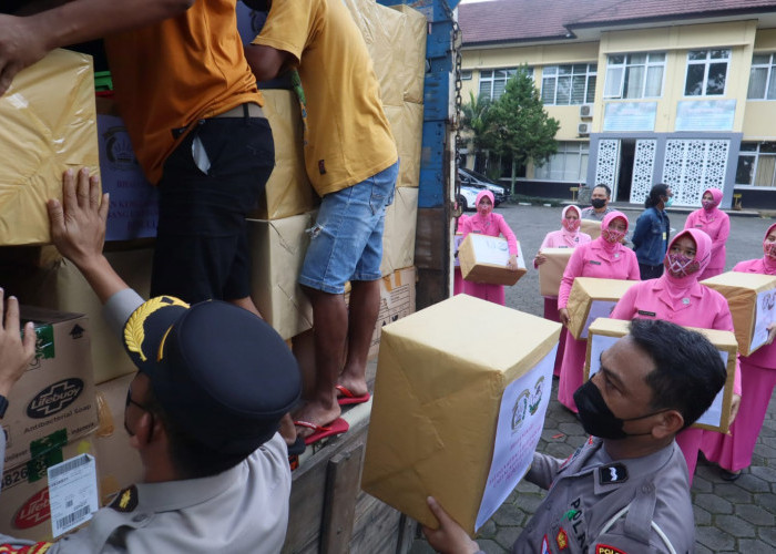 Peduli Kemanusiaan, Polresta Banyumas Kirim Bantuan Untuk Korban Gempa Cianjur