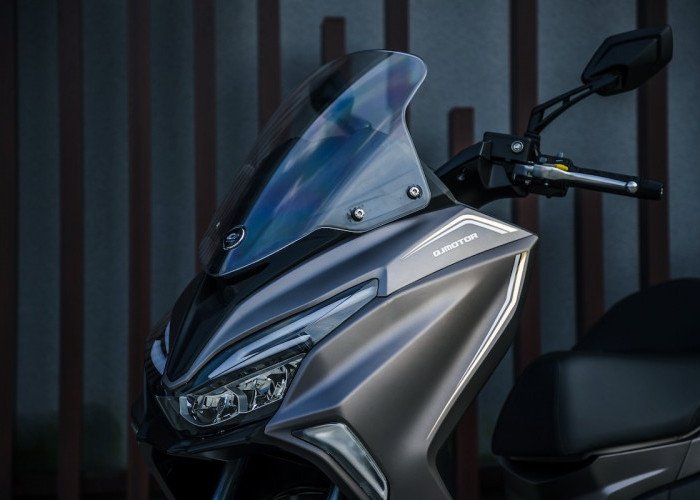 QJMOTOR Fort 250, Skutik Premium 250cc dengan Fitur Modern dan Harga Kompetitif