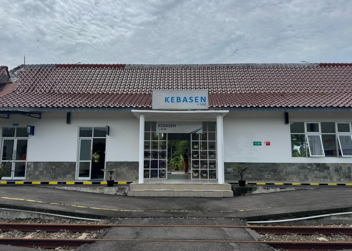 Tujuh Penumpang Turun di Stasiun Kebasen, di Hari Pertama Uji Coba