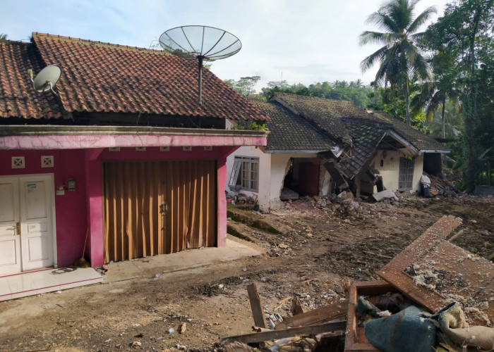 Darmakradenan Rentan Bencana Gerakan Tanah