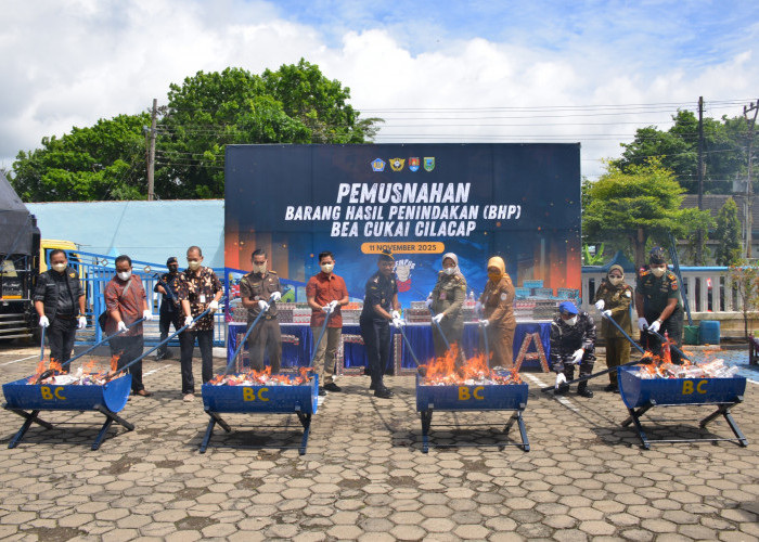 1,7 Juta Batang Rokok Ilegal Dimusnahkan, Potensi Rugikan Negara Hingga Rp 729 Juta