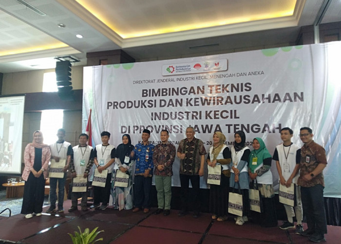 Rofik Hananto Gelar Bimtek Produksi dan Kewirausahaan di Purbalingga