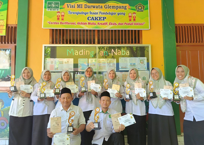 MI Darwata Glempang Maos Dapat Predikat Sekolah Aktif Literasi Nasional