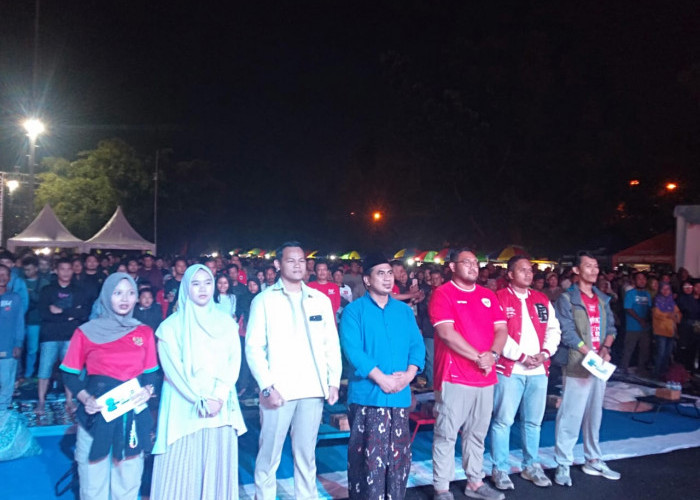 Fahmi-Dimas Bersama Taj Yasin Nobar Timnas di Purbalingga