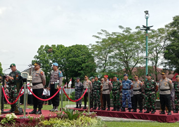 Pesta Demokrasi 2024, TNI Polri di Banyumas Raya Apel Jam Pimpinan dan Antisipasi Berita Hoax dan Isu SARA